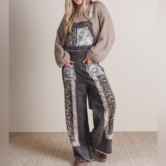 NWT POL Patchwork Leopard Print Floral Camo Patch Boho Overalls - Picture 2 of 14